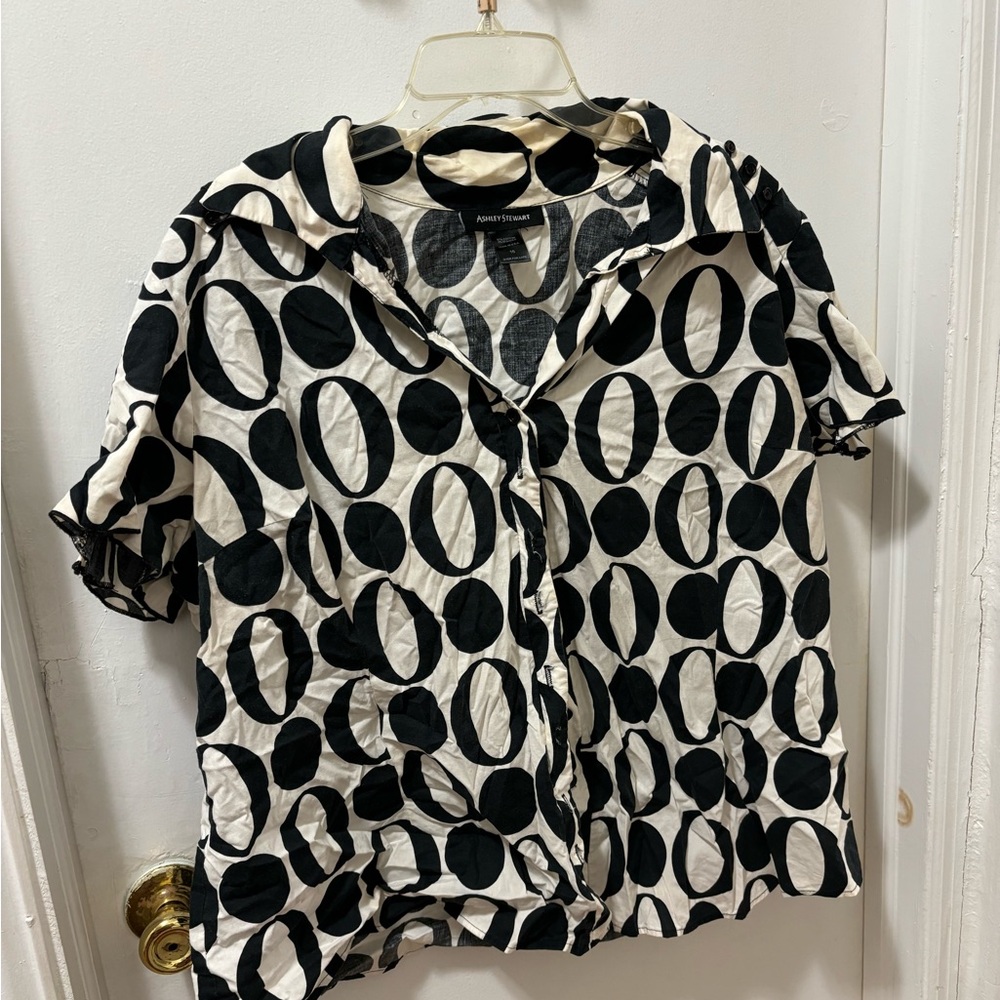 Black and white button up shirt